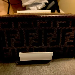 Fendi Zippy‎ wallet thumbnail 5