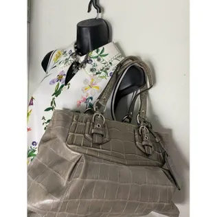 COACH Animal Embossed Leather Gray Shoulder Bag thumbnail 10