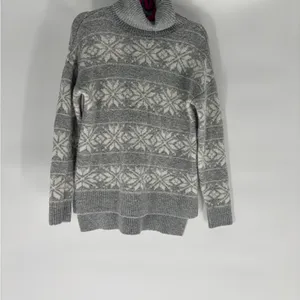 Cupcakes & Cashmere Super Soft Snowflake Sweater thumbnail 2