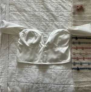 superdown Top White Crop thumbnail 3