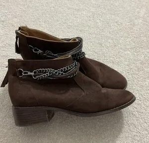 H&M Brown Suede Material w/ Chain Zipper Ankle Boots Womens Size 8 #I3 thumbnail 1