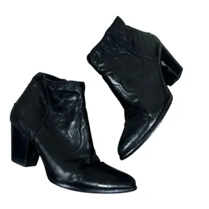 Frye Western Stitch Leather Ankle Booties Black Pointed Toe Block Heel Size 7.5 thumbnail 1