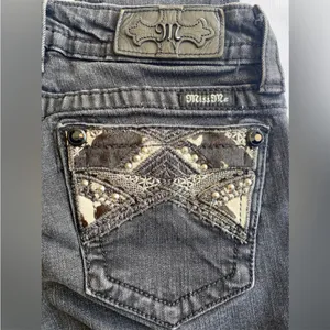 Miss Me Skinny Jeans Style no: MY736253 Color: BLK 01‎ Inseam 30 thumbnail 3