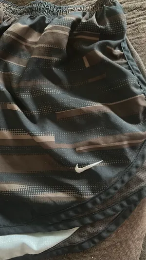 Nike light weight shorts Xs thumbnail 2