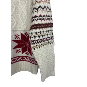 American Eagle Chunky Knit Red Cream Snowflake Fair Isle Nordic Cozy Sweater M thumbnail 4