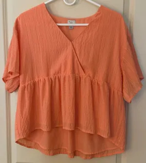 A New Day Women's Orange V-Neck Clasped Boxy Top Sz Small thumbnail 1