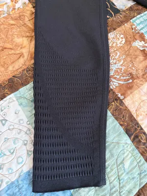 Fabletics Seamless High Waisted Leggings Size M thumbnail 5