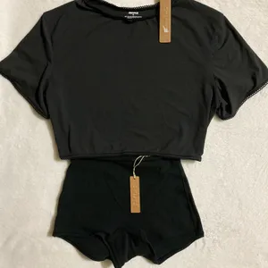 SKIMS Picot Cropped T-Shirt Set thumbnail 11