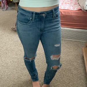  Levi’s Low-Rise Skinny Jeans thumbnail 4