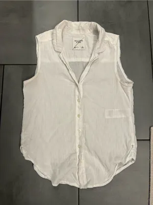 Abercrombie and Fitch Women’s Button-Down Tank thumbnail 2