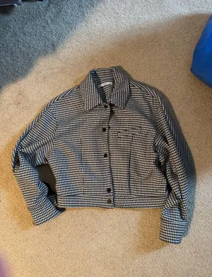 Mango cropped Jacket thumbnail 1