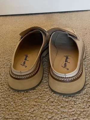 Free People Lilith Loafer Mules Cream Crocodile Print Women’s Size 40 thumbnail 6