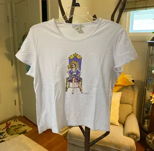 White tee shirt with Leo emblem Size 1X thumbnail 1