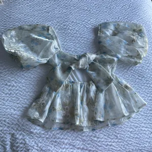 Altard State Floral Womens Blouse - Xxs 🩵🤍🌼 thumbnail 2
