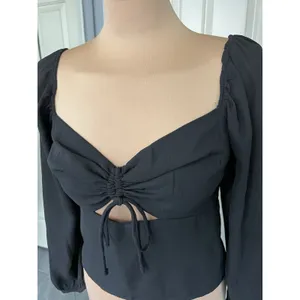 Abercrombie & Fitch Black Crop Top Cut Out Witchy Goth‎ Y2K Sexy Minimalist thumbnail 3