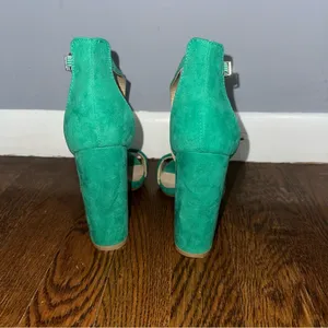 Suede Green Heels Size 7 thumbnail 5