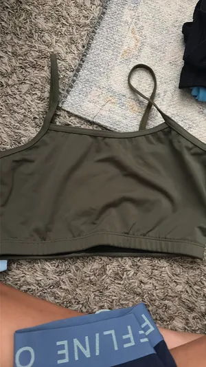 athletic sports bra Green thumbnail 2