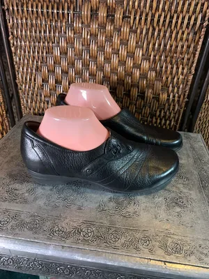 Dansko Black Leather Shoes Size 40 thumbnail 3