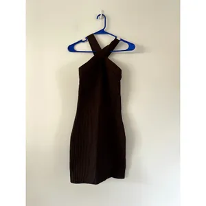 Aritzia Babaton Sculpt Knit Cross Coffee Bean Dress NWT Size XS thumbnail 2
