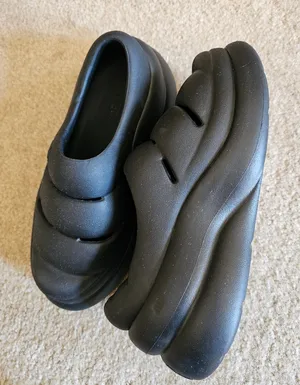 UGG PLATFORM thumbnail 1