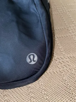 Lululemon Crossbody Bag thumbnail 2