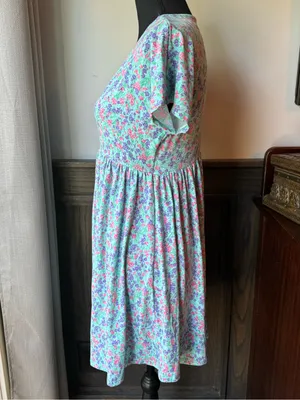 Emerald Mint dress with Pink and Lavender Floral Accents small nwot thumbnail 3