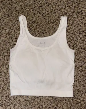 Pro-Fit Sports Bra Top thumbnail 1