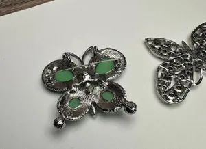 Rhinestone Butterfly Insect Brooch Pin Lot Of 2 Silver Tone 1 Green & 1 Pink thumbnail 10