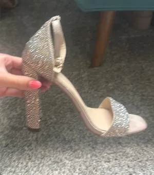 Betsey Johnson heels thumbnail 1