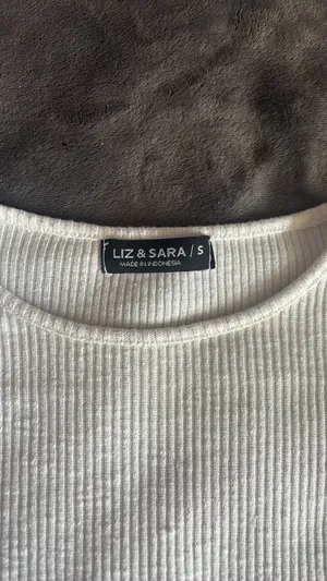 White Tight Cropped Shirt Size XS thumbnail 3