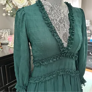 Selfie Leslie Emerald Green Ruffle Tiered Mini Dress Long Sleeve Cutout Size M thumbnail 6