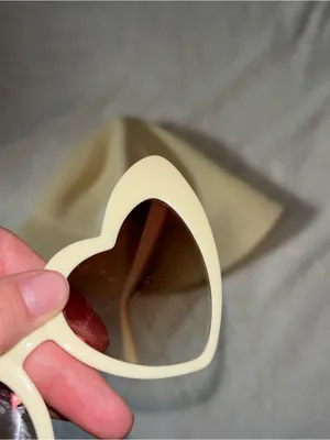 Amazon Bride Bucket Hat and sunglasses thumbnail 2