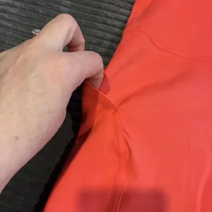 Lululemon Wunder Under Pant in Full-On Luon fabric Coral Size 8 EUC thumbnail 7