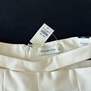 Abercrombie and Fitch White Cut Out Trousers thumbnail 6