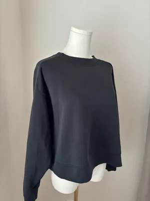 All in motion Active Crewneck Sweatshirt (M) thumbnail 2