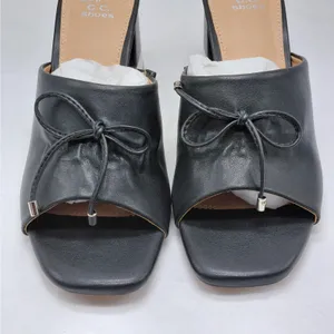 G.C. Shoes Adison Black Block Heel Mules Sz 8 Open Toe Slip On Sandal Chic Shoes thumbnail 2