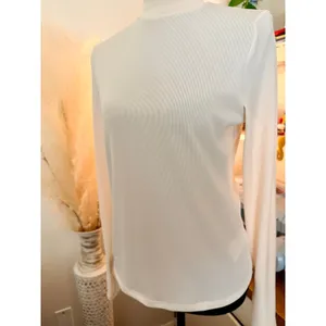 H&M Ivory Ribbed Mock Neck Long Sleeve Top Size Medium thumbnail 3