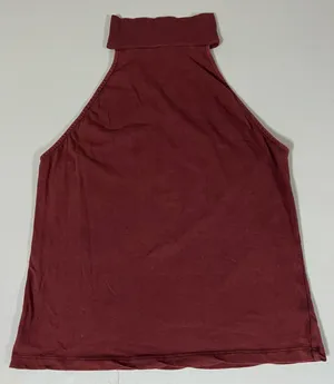 Me To We Red Burgundy Solid Turtleneck Halter Tank Top Shirt Blouse Tee Size L ♥️✨ thumbnail 1