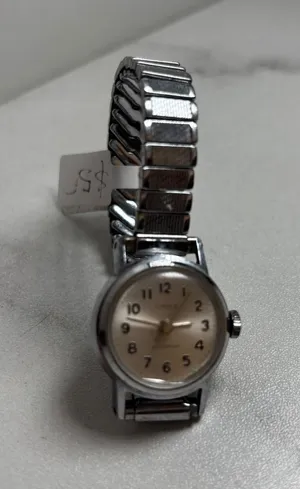 Vintage Timex Womens‎ Mechanical Wind Up Watch Silver Tone Expansion Band 22mm thumbnail 1