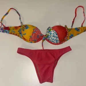 Recco Size Large Brazilian Underwire Floral Top & Coral Bottom Bikini. New thumbnail 1