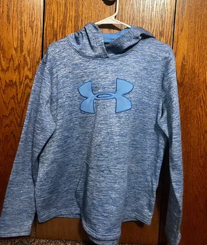 Women’s Under Armour Sweatshirt thumbnail 1