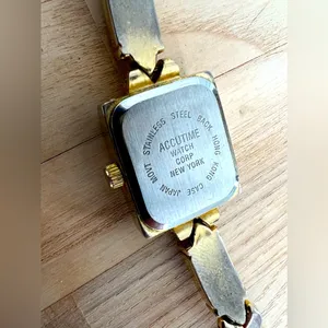 Gramercy Ladies Watch Vintage Two Tone Gold Tone Crystal Quartz Accutime thumbnail 4