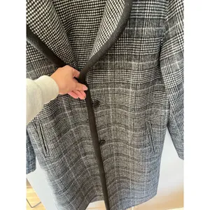 Bernardo Plaid | Houndstooth Wool Trench Coat Womens M thumbnail 6