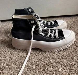 Converse Chuck Taylor Lugged 2.0 Platform High Top Sneakers Size 9 thumbnail 1