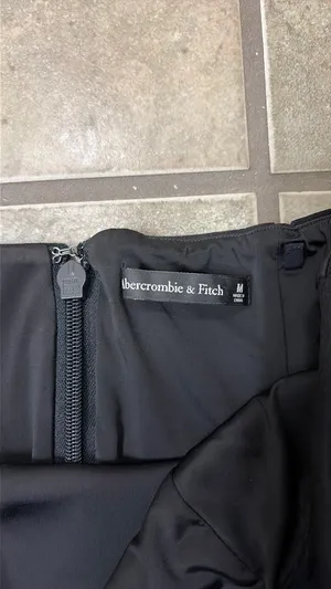 Abercrombie Black Strapless Top thumbnail 3
