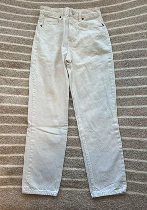ZARA Jeans thumbnail 1