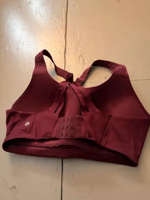 lululemon bra thumbnail 2