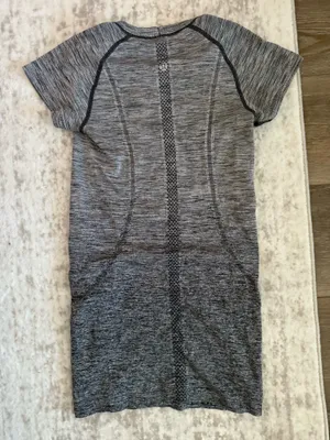 Lululemon Swiftly Tech Short Sleeve 2.0 thumbnail 2