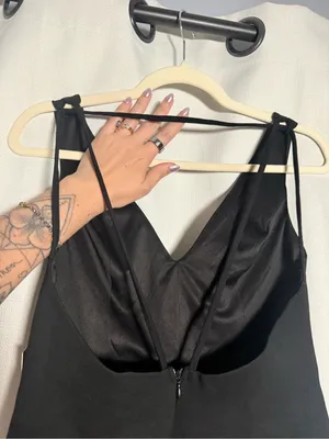 Lulus Black VNeck Strappy Back Bodycon Mini Dress Size Small thumbnail 7