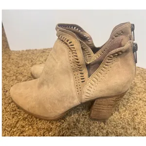 Vince Camuto Beige Suede Perforated Ankle Booties Block Heel Size 10 thumbnail 3